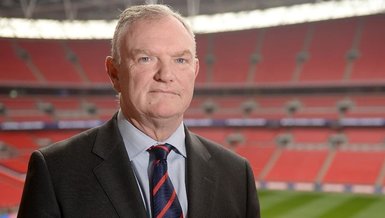 İngiltere Futbol Federasyonu Başkanı Clarke: Bu sezonu bitiremeyebiliriz
