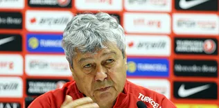 Lucescu tribünde!
