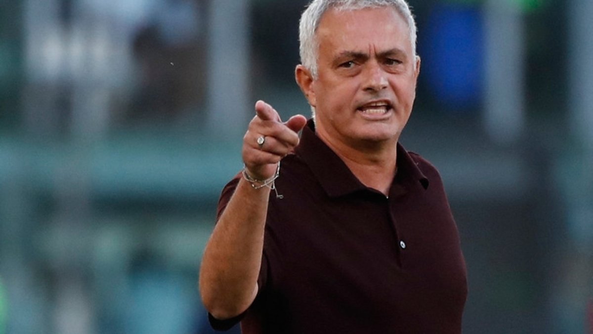 Beşiktaş ve Fenerbahçe'nin dev yarışı Jose Mourinho'dan açıklama geldi