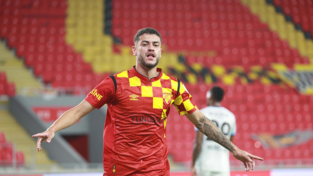 Göztepe'nin kozu Sambacı Romulo