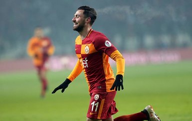 Fenerbahçe Teknik Direktörü Phillip Cocu’nun gözdesi Galatasaraylı Sinan Gümüş!