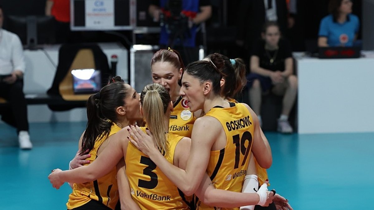 VakıfBank'ta hedef yarı final!
