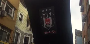 Bayraklar üç yıldızlı