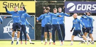 Fenerbahçe, ManU deplasmanında
