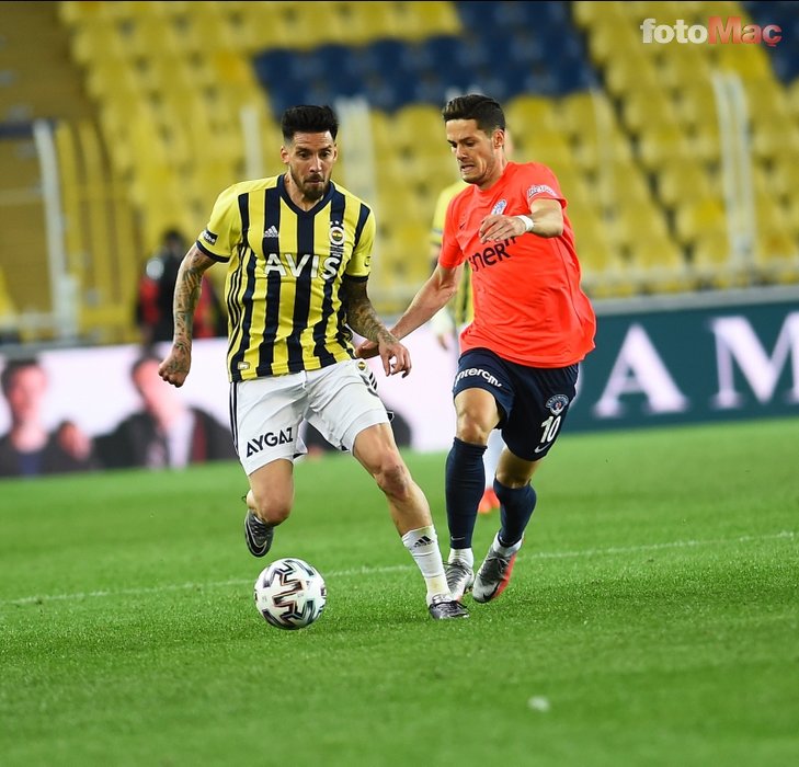 Jose Sosa Fenerbahçe'den ayrılıyor mu? Arjantin basını flaş gelişmeyi duyurdu