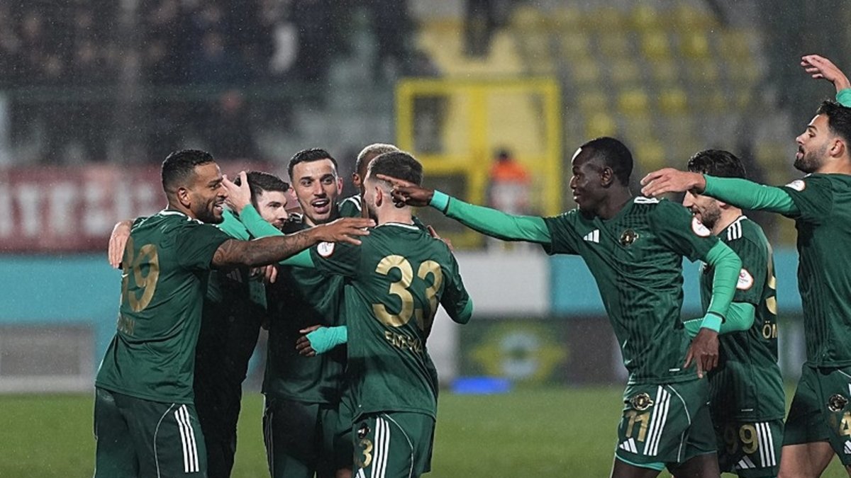 Esenler Erokspor 3 puanı tek golle aldı!