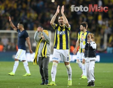 Fenerbahçe’den ayrılan Mehmet Topal’ın yeni adresi belli oldu!