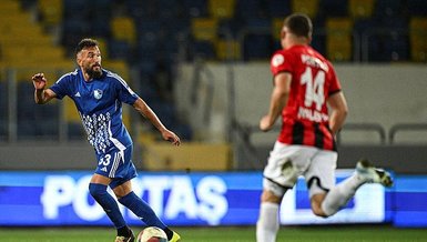 Orhan Ovacıklı 7 dikişle oynadı