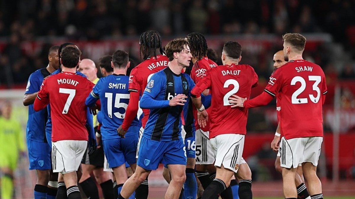 Old Trafford’da gol düellosu! Manchester United ile Bournemouth yenişemedi