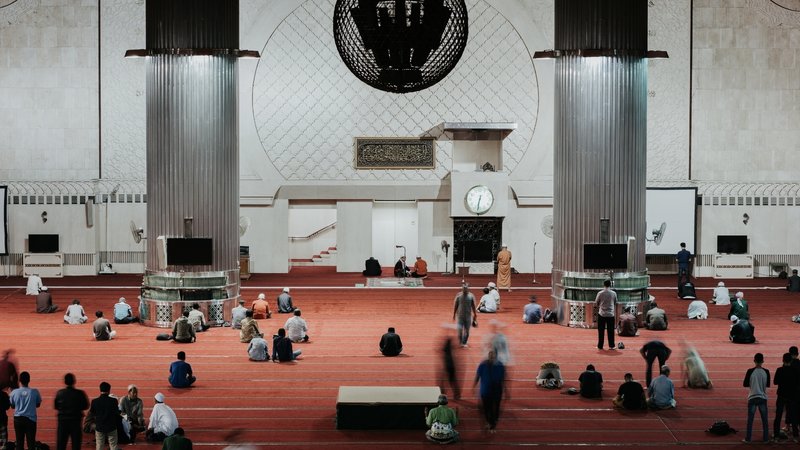 imsak-vakti-girince-sabah-namazi-kilinir-mi-1759032418351.jpg