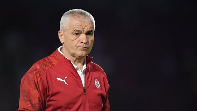 Beşiktaş'ın yeni teknik direktör Rıza Çalımbay oldu