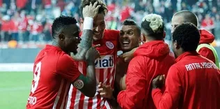 Paşa son dakikada yıkıldı