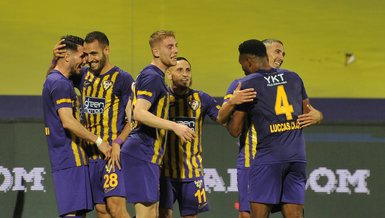 Eyüpspor 4 - 1 Adanaspor (MAÇ SONUCU - ÖZET)