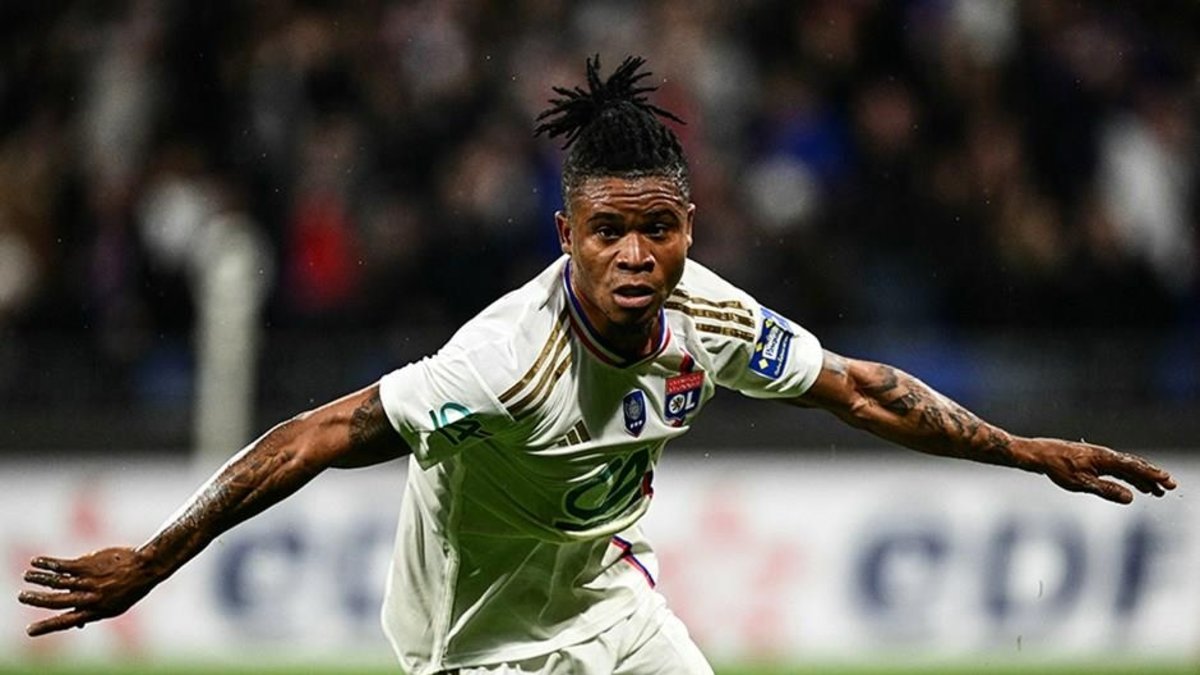 TRANSFER HABERLERİ | Galatasaray'dan forvet operasyonu! Osimhen vatandaşı için devrede