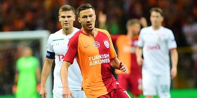 Galatasaray Martin Linnes'in doğum günü kutladı