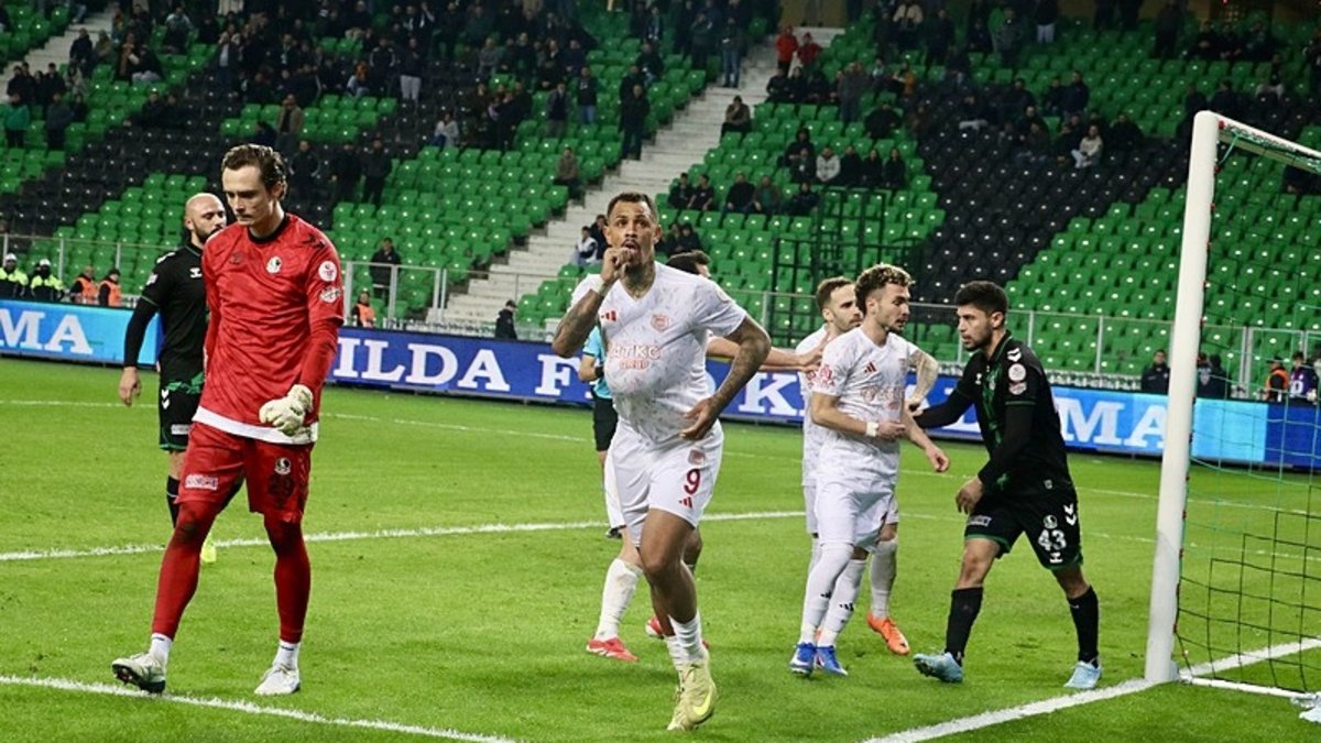 Atko Grup Pendikspor Sakaryaspor'u deplasmanda yendi!