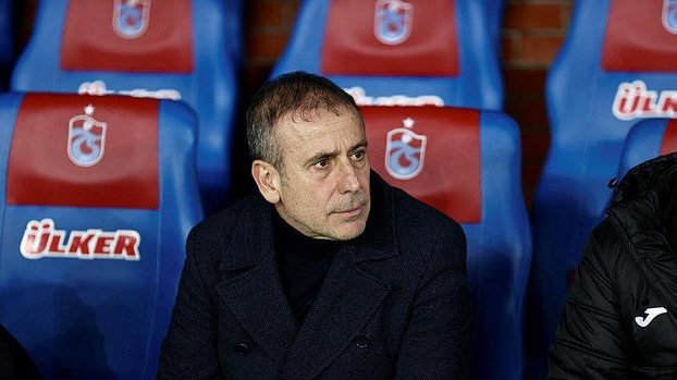 TRABZONSPOR HABERLERİ | Abdullah Avcı'dan kadroya rötuş TRABZONSPOR HABERLERİ | Abdullah Avcı'dan kadroya rötuş