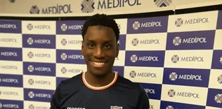 Demba Ba sağlık kontrolünden geçirildi