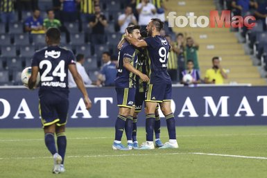 Fenerbahçe Kadıköy’de görücüye çıktı! Peki kim nasıl oynadı?