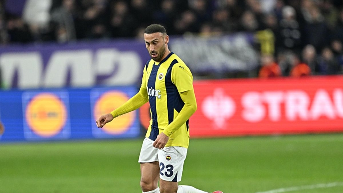 TRANSFER HABERLERİ | Fenerbahçe'de Cenk Tosun'a sürpriz talip! TRANSFER HABERLERİ | Fenerbahçe'de Cenk Tosun'a sürpriz talip!