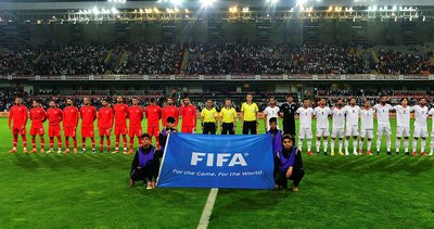 Başakşehir'deki Türkiye İran maçında İranlılar tribünü doldurdu