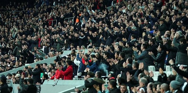 Siyah-beyaz aşk