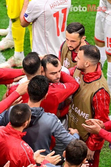 Son dakika spor haberi: Kuzey Makedonya - Hollanda maçında Goran Pandev milli takıma veda etti! İşte o anlar... EURO 2020 haberi