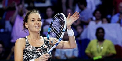 Agnieszka Radwanska'dan kortlara veda