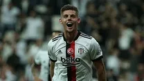 Montero’ya plaket verildi