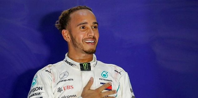 Singapur'da kazanan Hamilton
