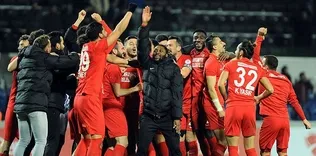 Ümraniyespor kupayı istiyor