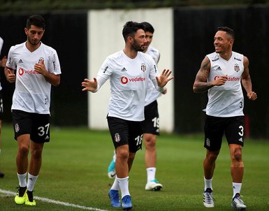 Beşiktaş’ta Fenerbahçe şoku!