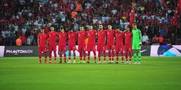 Galatasaray ve Fenerbahçe yıldız isim için karşı karşıya!