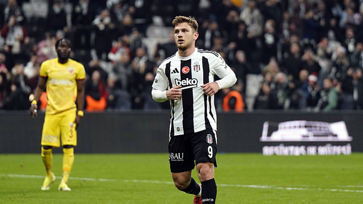 Semih Kılıçsoy'a Solskjaer etkisi! Formunun zirvesinde Semih Kılıçsoy'a Solskjaer etkisi! Formunun zirvesinde