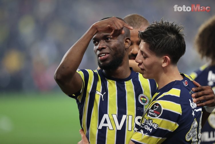 Enner Valencia Fenerbahçe'den ayrılacak mı? Menajerinden flaş transfer açıklaması!