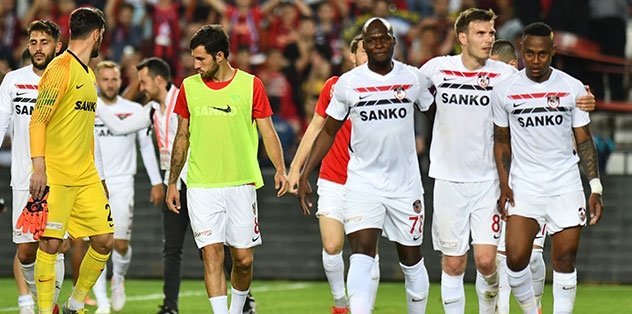 Gazişehir Gaziantep finalde!