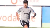 Atakan göz dolduruyor