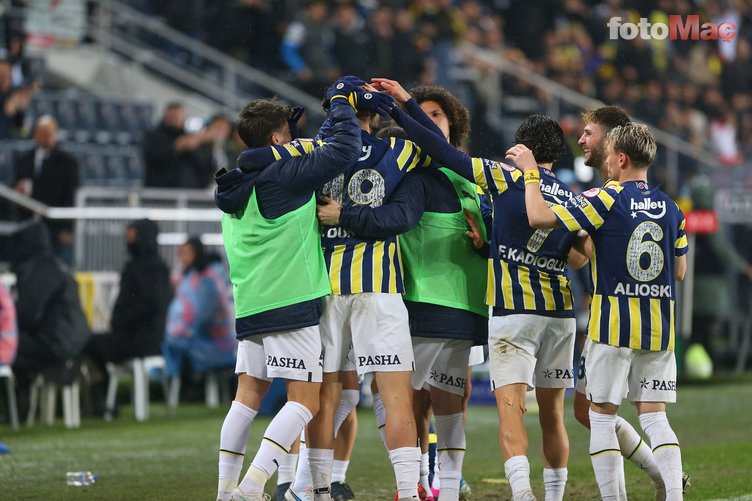 Fenerbahçe'ye yıldız isimden müjde! Ayrılıyor