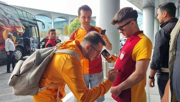 Galatasaray, İngiltere'ye gitti