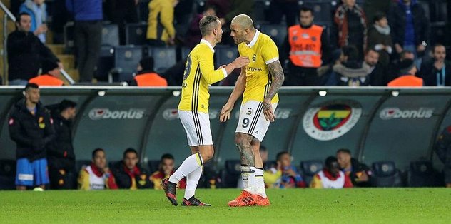Fenerbahçe Konyaspor karşısında da çift forvet