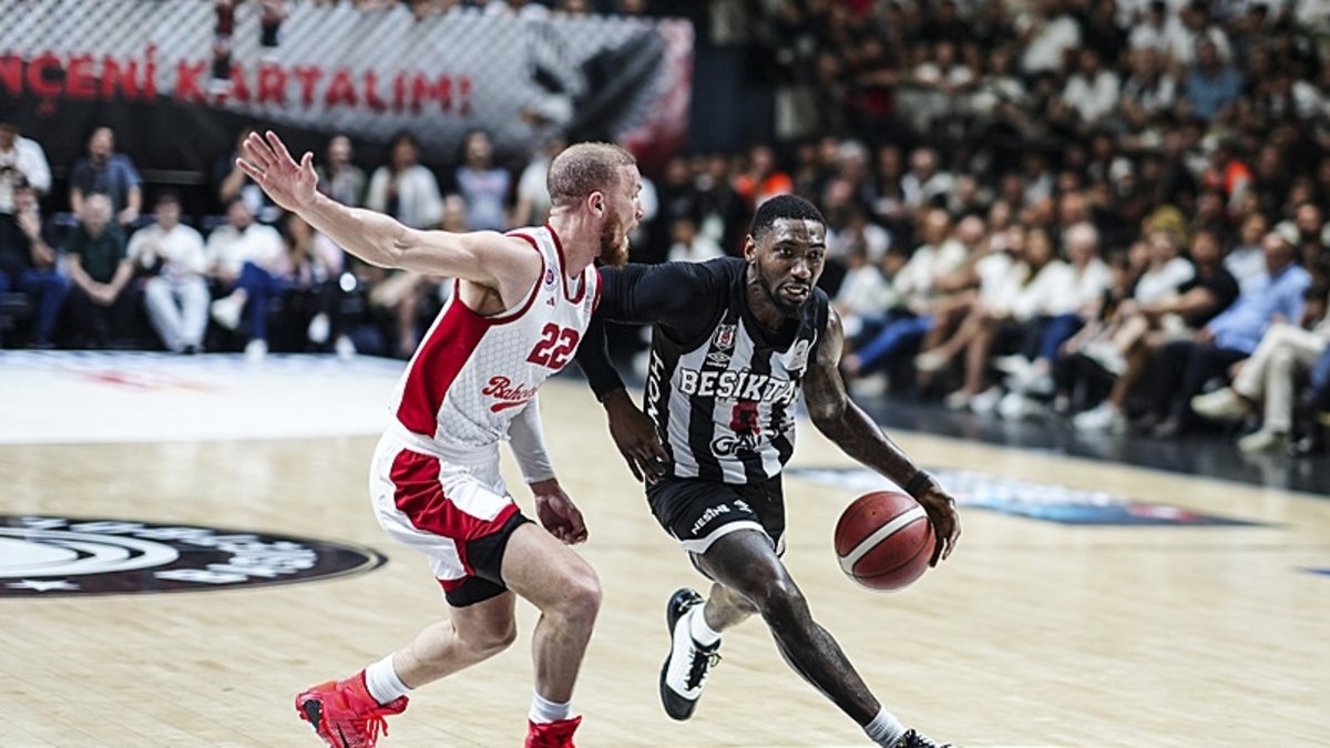Beşiktaş Gain sahasında Bahçeşehir'i yenerek final serisine adını yazdırdı!