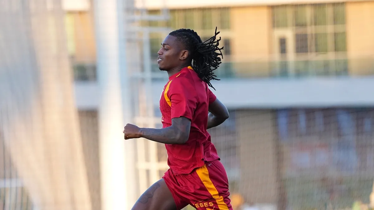 Rafael Leao, Galatasaray'daki ilk antrenmanına çıktı
