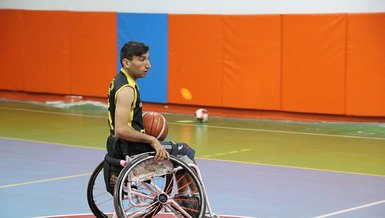Son dakika spor haberleri: Basketbola ailesinden gizli başlayan engelli Abdullah Çoban'ın hayatı değişti