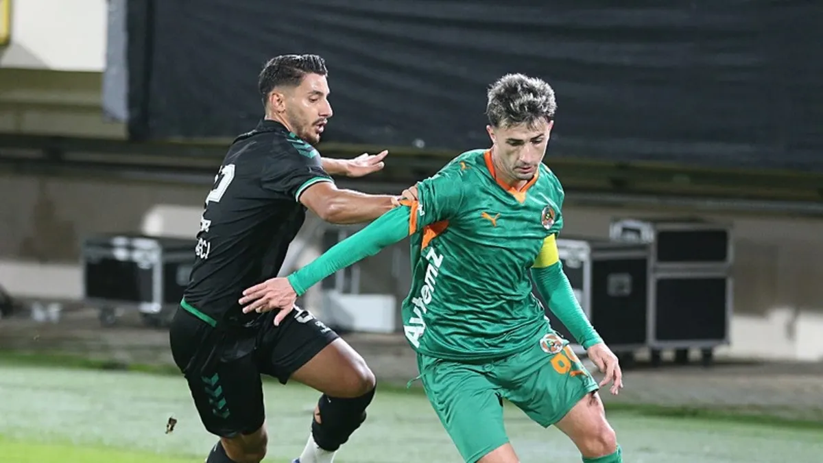 Alanyaspor sahasında tur biletini kaptı!