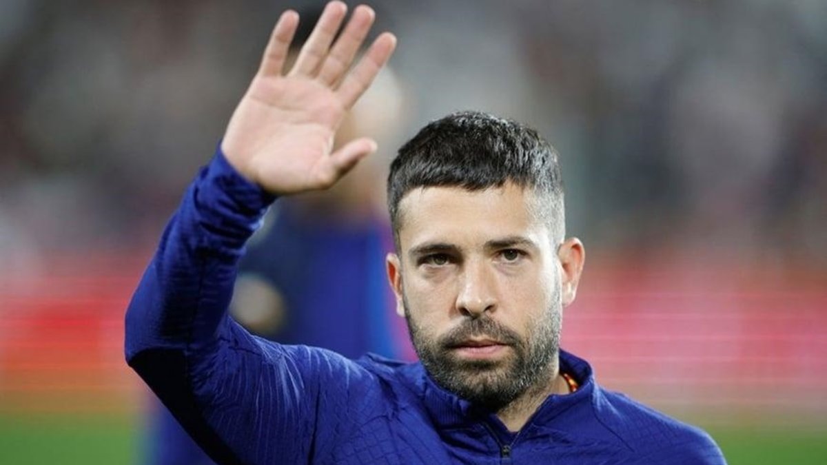 Jordi Alba futbola veda ediyor Jordi Alba futbola veda ediyor