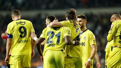 Fenerbahçe'de Galatasaray maçının hazırlıkları devam ediyor