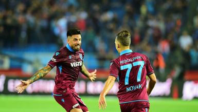 Trabzonspor'da Sosa ve Novak'a canlı yayında imza!