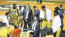 Bizimkiler sahnede