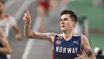 Norway’s Ingebrigtsen breaks European Indoor Athletics championship record