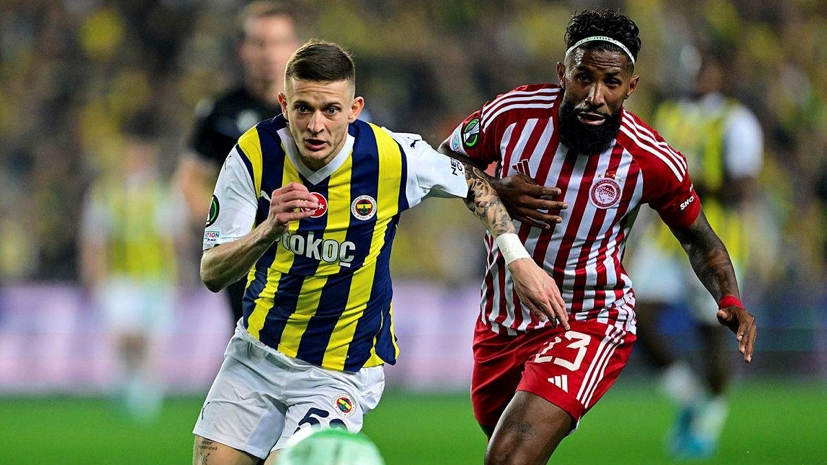 FENERBAHÇE TRANSFER HABERİ: Sebastian Szymanski yuvadan uçuyor! Bonservis bedeli belli oldu